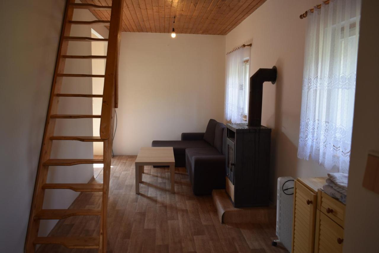 Chata Janov Apartment ภายนอก รูปภาพ